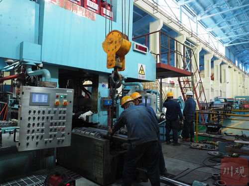 工業(yè)燈塔十城行 攀枝花丨探訪 手撕鈦 生產(chǎn)車間 老廠房里變出新花樣